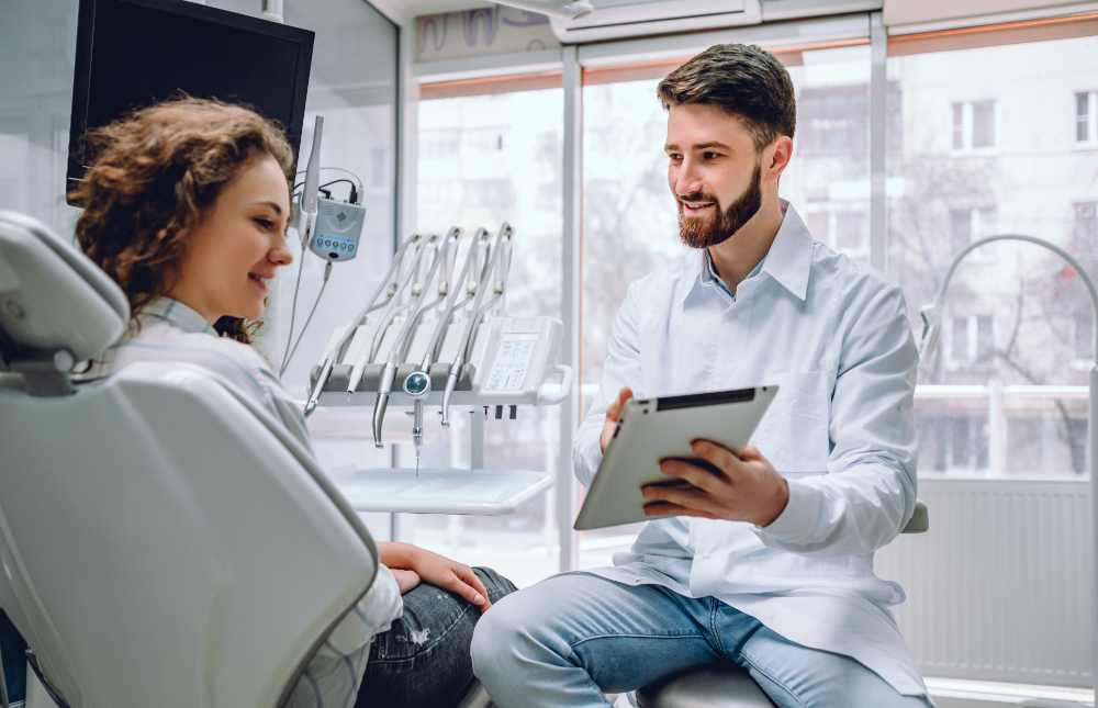 ¿Hay una edad en la que dejamos de tener cubierta la salud dental en la Seguridad Social? ¿Lo sabes? Te lo contamos.