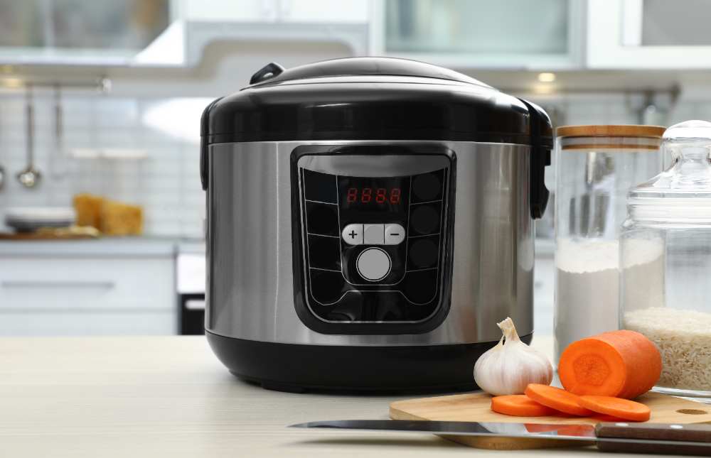 El mundo de la cocina se ha llenado de gadgets. Un robot es una herramienta que para muchos ya se ha tornado indispensable. Si llegase a estropearse o se te cayera… ¿a que te gustaría que te lo arreglasen o repusieran para seguir cocinando?