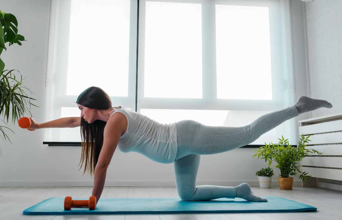 ¿Te gusta hacer deporte y estás encinta? Con estos ejercicios para embarazadas cuidarás tu cuerpo y, además, te ayudarán para el momento del parto.