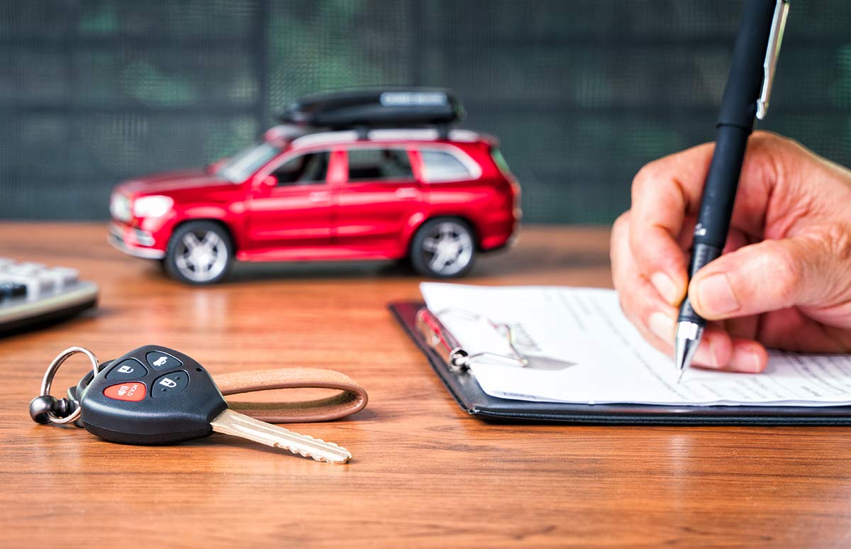 Cuando nos dan el precio de la prima de nuestro seguro de coche... ¿lleva IVA? Averígualo.