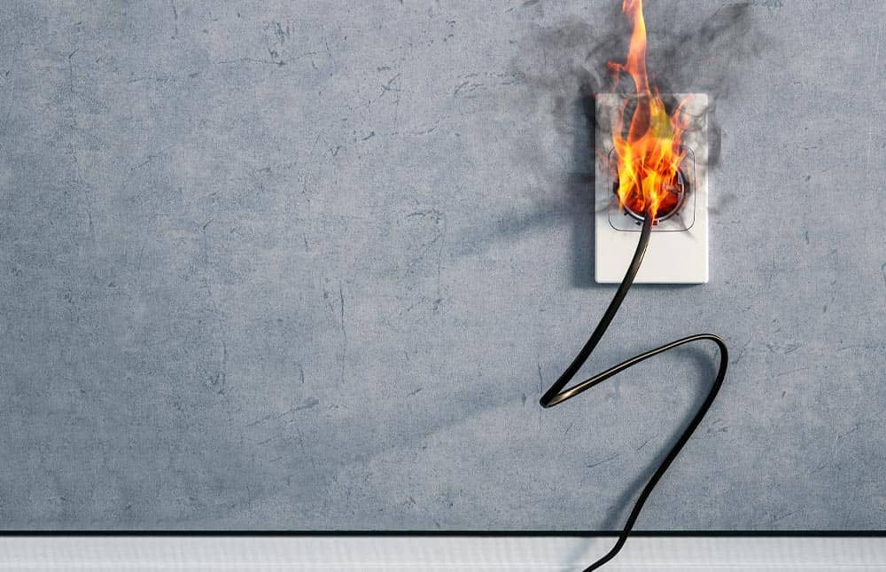 Los daños electricos por subida de tension los cubre mi seguro?