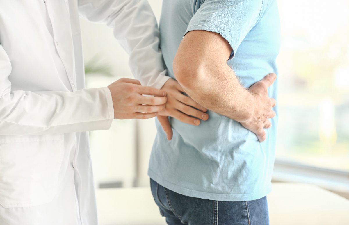 Pueden existir diversas causas por las que sentimos dolor en la zona lumbar, así que presta atención.
