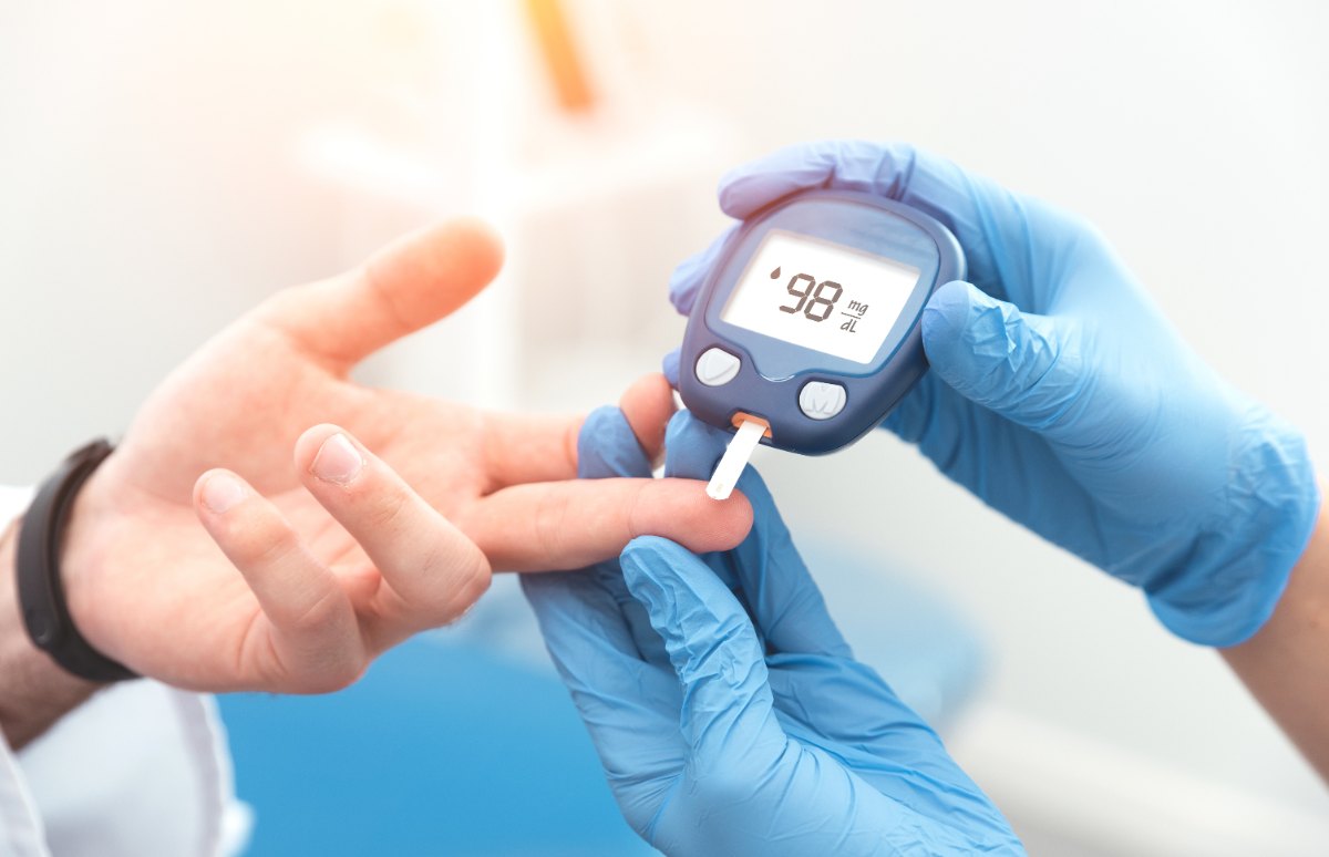 La diabetes es una enfermedad que aqueja a una gran parte de la población. Tener un seguro médico privado siempre es una ventaja, pero ¿qué beneficios te aporta para tu dolencia?