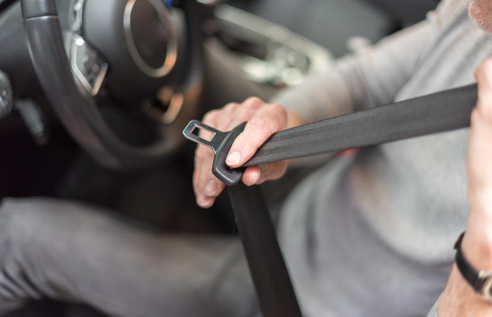 Razones de peso para usar el cinturón de seguridad en el coche (aparte de las multas).