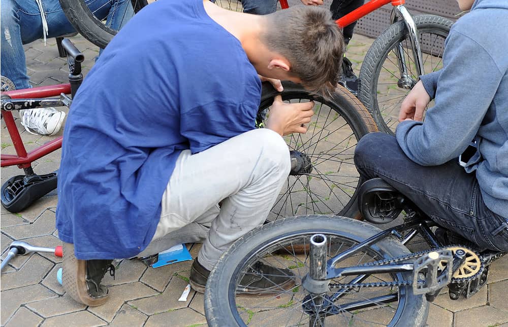 ¿Cómo puedes reciclar las ruedas de tu bicicleta?